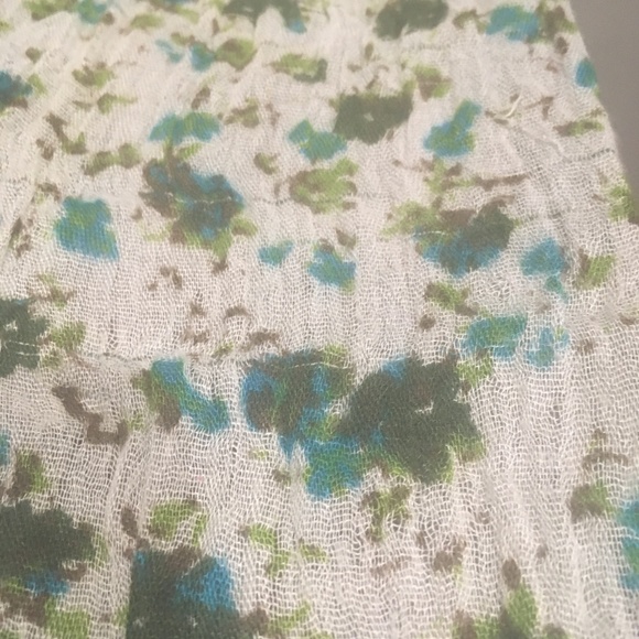 3 scarves - Picture 4 of 5